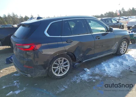 2021 BMW X5 Phev xDrive45E from USA, damaged, VIN 5UXTA6C04M9D91472